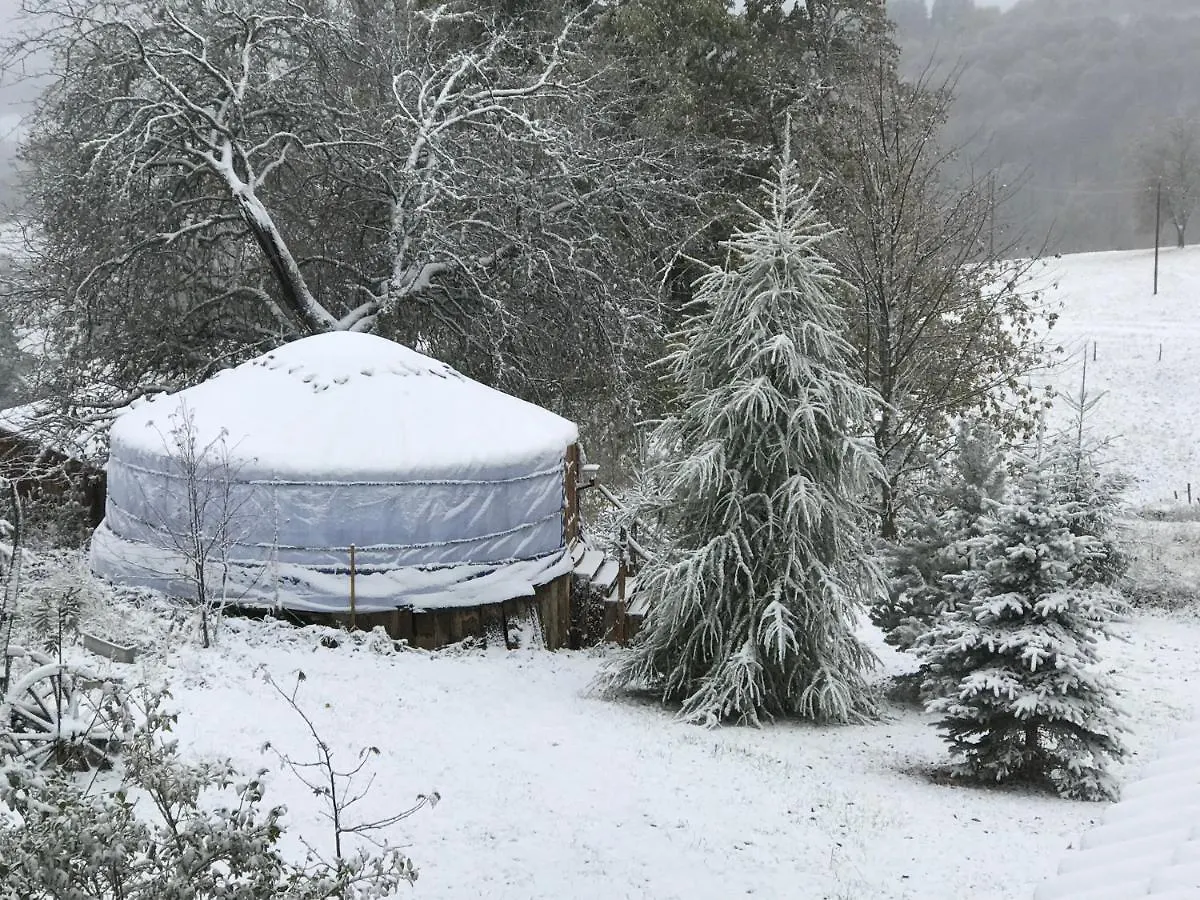 Eco Yourte Les Airelles Saint-Antheme 4*,  France