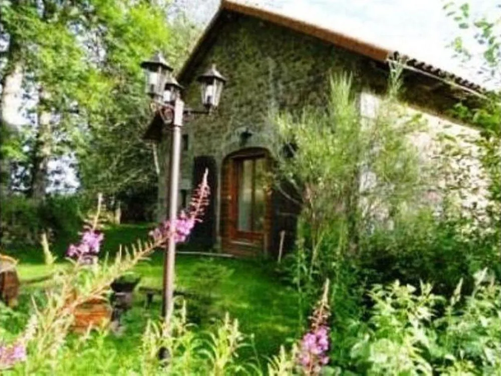 Eco Yourte Les Airelles Saint-Antheme Luxury tent