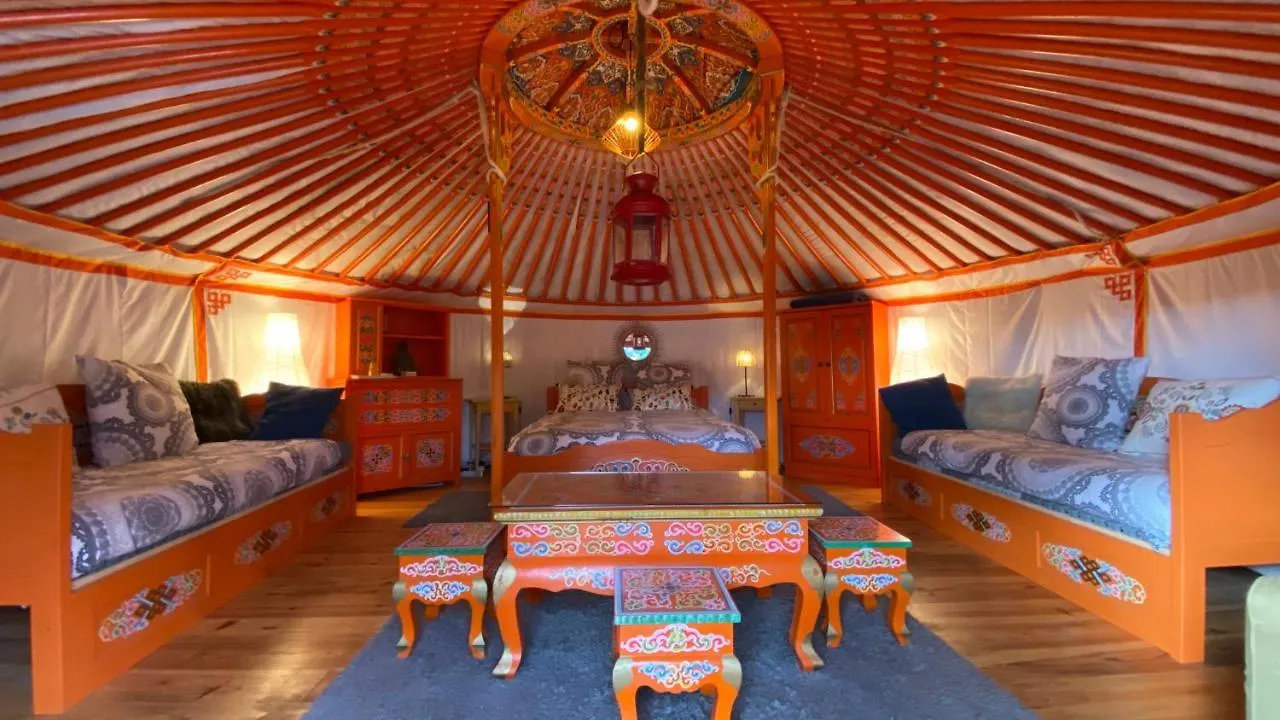 Luxury tent Eco Yourte Les Airelles Saint-Antheme