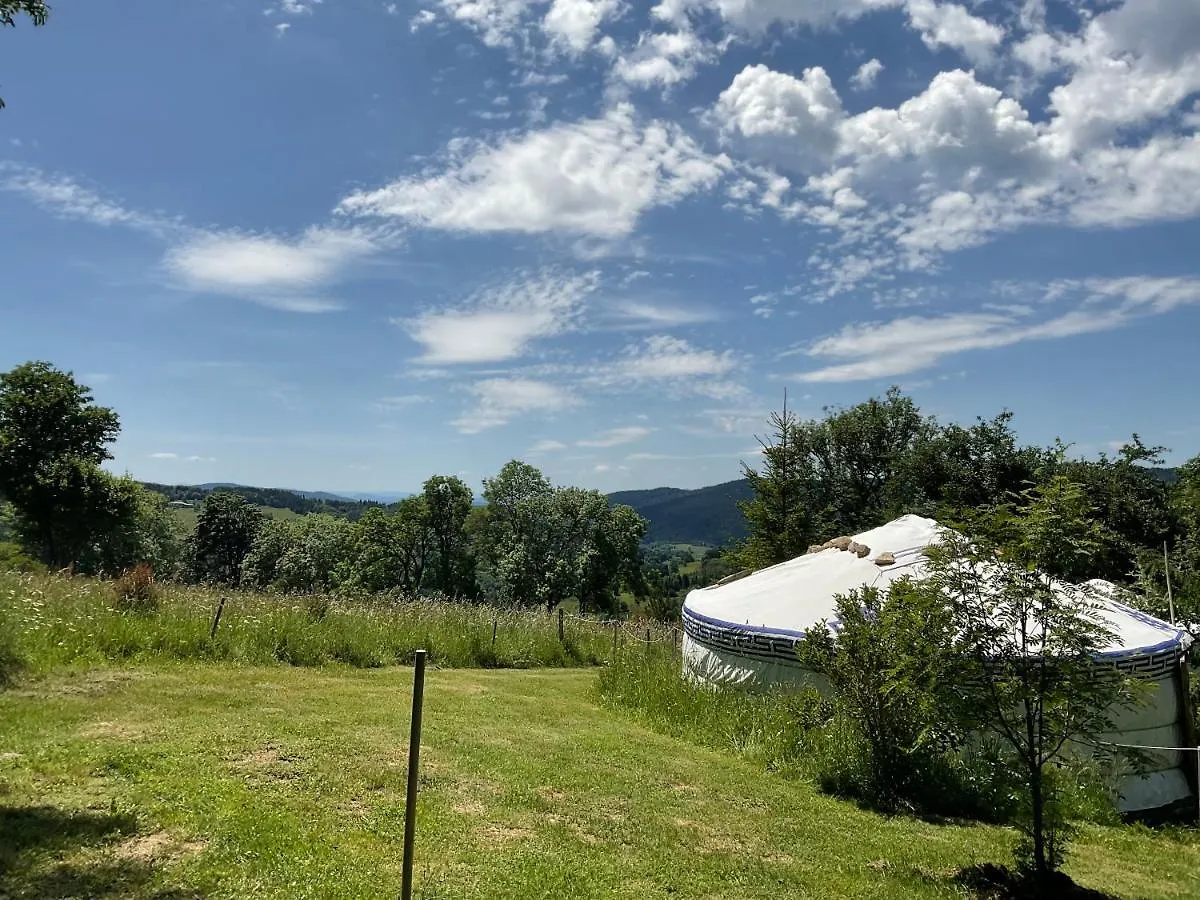 Eco Yourte Les Airelles Saint-Antheme 4*,