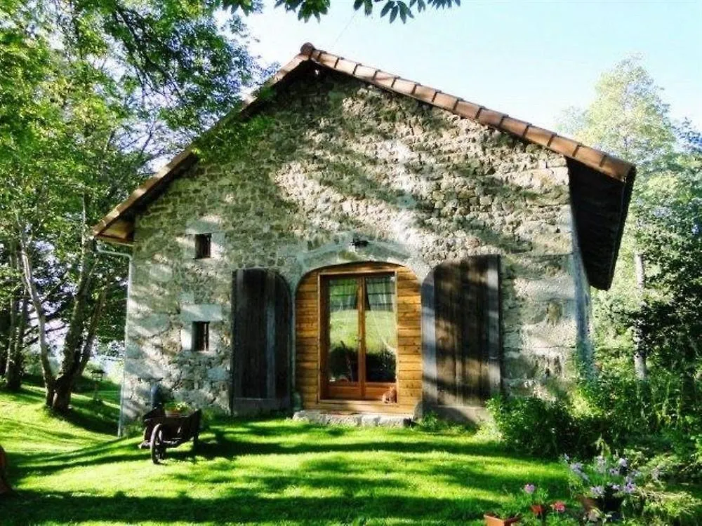 **** Luxury tent Eco Yourte Les Airelles Saint-Antheme France
